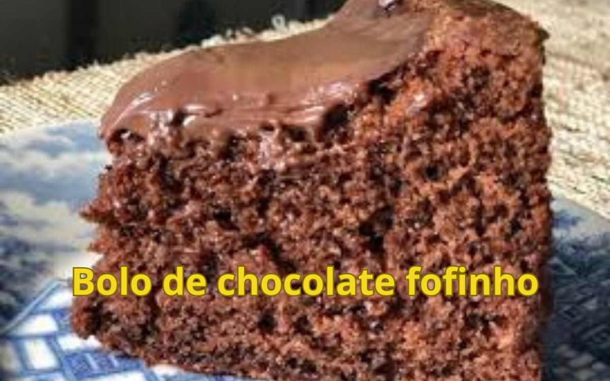 🍫 Bolo de Chocolate Fofinho Simples e Rápido